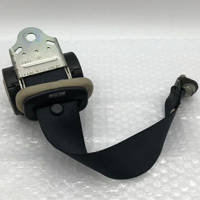 Nissan Rogue 2011-2015 cinturón de seguridad pasajero trasero derecho retractor OEM Nissan Foto 1 de 4