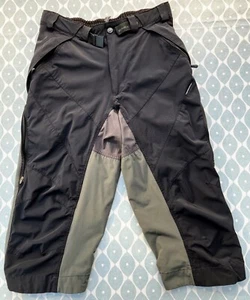 Pantaloncini MTB ENDURA MT500. Lunghezza 3/4. M. Verde/nero. - Foto 1 di 8