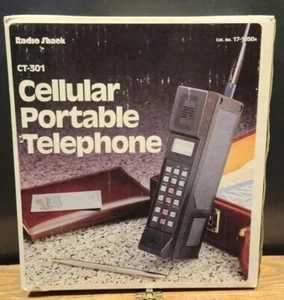Téléphone portable vintage BRIQUE CELL CT-301 Radio Shack 17-1050A dans sa boîte d'origine - Photo 1 sur 4