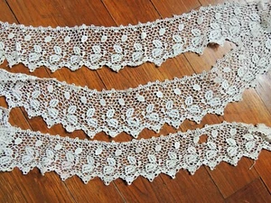 Ancien Galon métrage de dentelle blanche fleurs French Lace. Couture.  - Picture 1 of 3