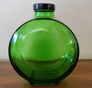 VTG Canteen Style Green Bottle Round with Black Lid. Rich Green Color. - Picture 1 of 6