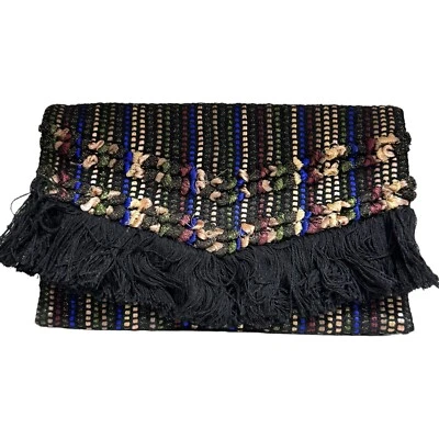 Cartera sin asas STELLA & DOT boho multicolor tejida metálica con flecos sobre Foto 1 de 4