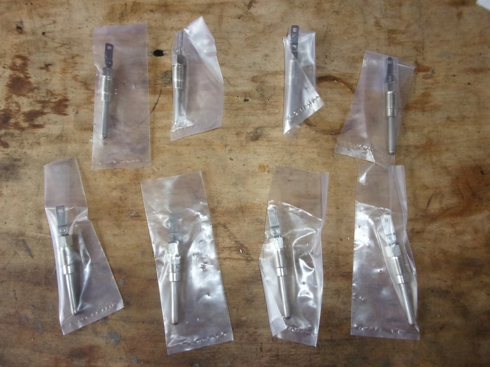  JUEGO DE 8 BUJÍAS INCANDESCENTES HUMMER H1 GM CHEVY GMC Foto 1 de 1