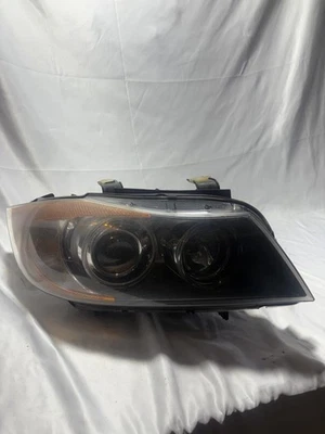 06-08 Faro delantero derecho BMW E90 330i 328i adaptable HID xenón OEM Foto 1 de 4