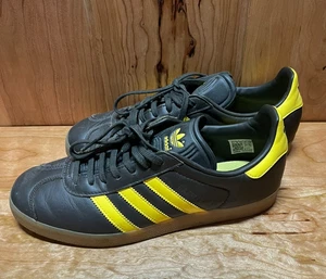 Size 9.5 - Adidas Gazelle Shadow Olive Impact Yellow - Picture 1 of 8