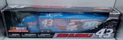 Remolque Aric Almirola #43 Richard Petty Throwback 2015 escala 1/64 diecast ¡NUEVO! Foto 1 de 4