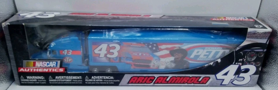 2015 Aric Almirola #43 Richard Petty Throwback Hauler 1/64 Scale Diecast NEW! - Image 1 of 4