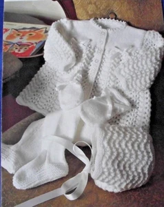 KNITTING PATTERN - BABY 4-PLY PRAM SET JACKET, LEGGINGS, BONNET, MITTENS 16"-20" - Picture 1 of 1