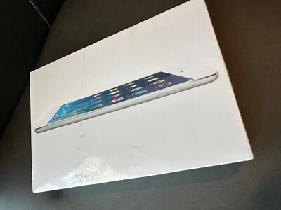 Apple iPad mini 1st Gen 16GB, Wi-Fi, 7.9” Silver MD531LL/A -Nwe Sealed Box A1432 - Image 1 of 4