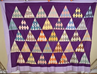 Large Vintage 40's "Sugar Loaf" / Pyramids Quilt Top ~VIBRANT COLORS! - Image 1 of 4