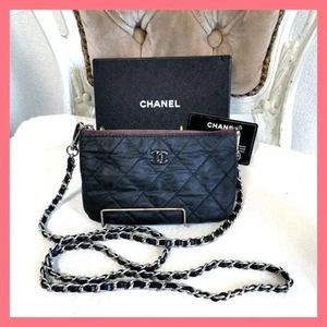 Chanel Black Matelassé Pouch Luxury Accessory Stylish Shoulder Bag Designer - Picture 1 of 6