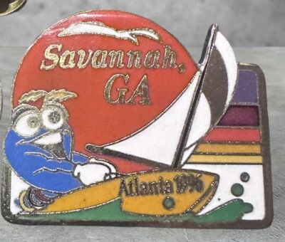 Olympic Games 1996 Atlanta Savannah Georgia Mascot Izzy Sailing Pin Hologram - Image 1 of 4