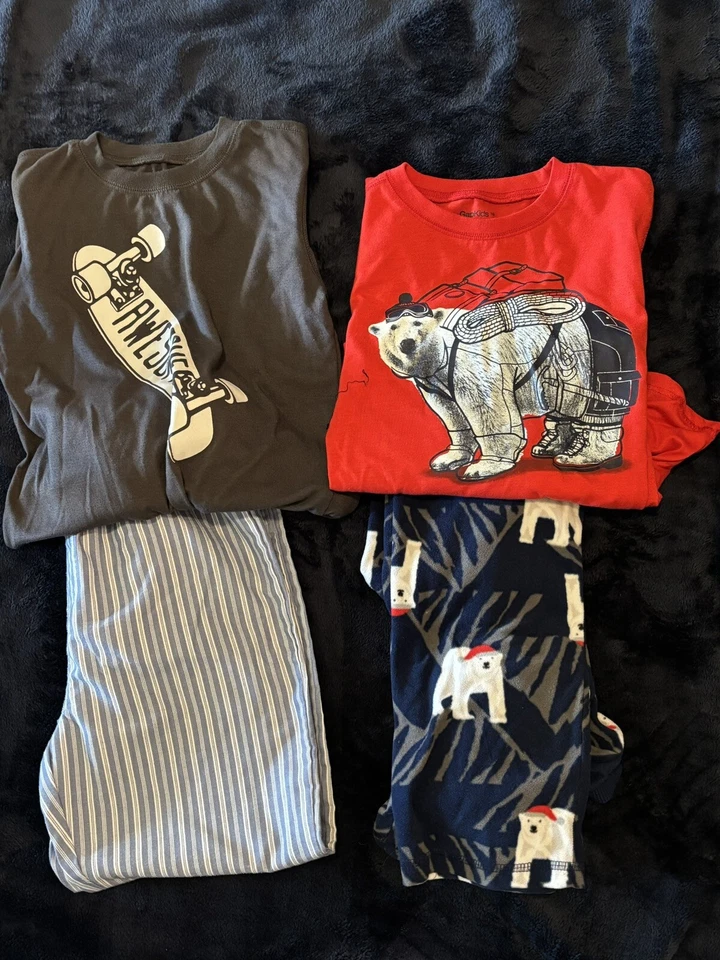 Dois pijamas masculinos de manga comprida - Imagem 1 de 1