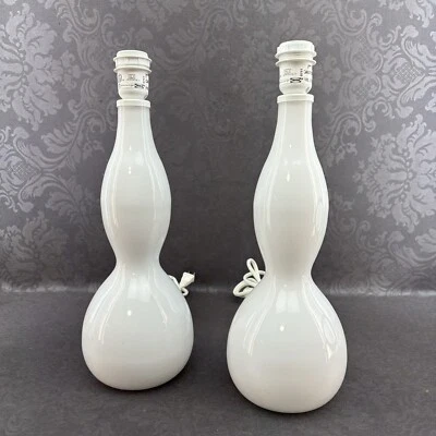 ONE IKEA Anne Nilsson 17” Ljusas Salbo Blanco Curvilíneo Vidrio Soplado Globo Luz de Mesa Foto 1 de 4