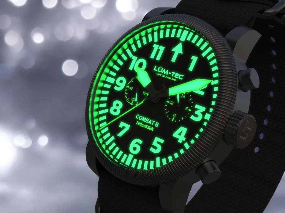 Reloj Cronógrafo Lum-Tec Combat B65, 2 años de garantía, Hecho en EE. UU., 2 correas, 43 mm Foto 1 de 4