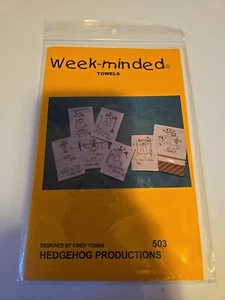 Week-minded Towels #503, Cindy Young Design of Hedgehog Productions, Primitive - Picture 1 of 4