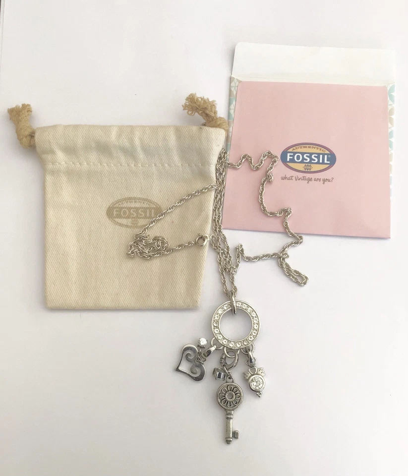 Fossil Charm Träger m. 3 Fossil Charms Edelstahl + Modeschmuck Halskette 62 cm🎀 - Bild 1 von 4