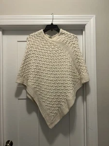 COCOGIO MADE IN ITALY IVORY CABLE KNIT PONCHO ONE SIZE Wool Blend Granola Preppy - Picture 1 of 3