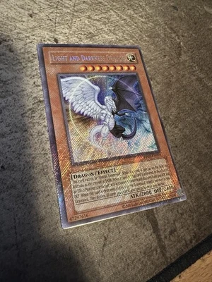 Light and Darkness Dragon RP02-EN095 Retro Pack 2 Unlimited NM/M - Image 1 of 3