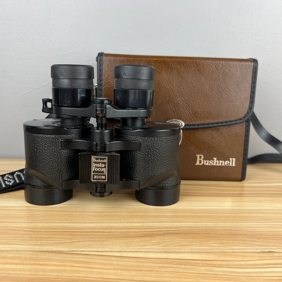 Vintage Bushnell 7-15X35 Power Field 7X 300ft/ 1000yd Insta-Focus Zoom Binocular - Image 1 of 4