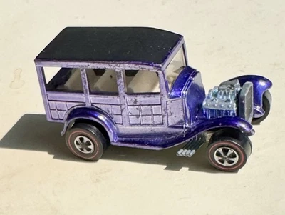 Ford Woody 1970 31 en muy buena condición color púrpura blanco interior Coches Redline HotWheels originales Foto 1 de 4