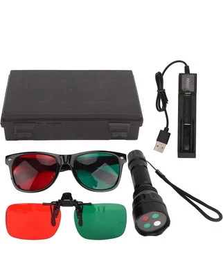 Prueba de 4 puntos con gafas rojas verdes para optometría estrabismo ambliopía Foto 1 de 4