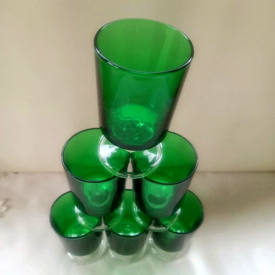 Vintage 1950s EMERALD Laminarc  Set of 6 Green Cavalier Range Sherry Glasses  - Image 1 of 4