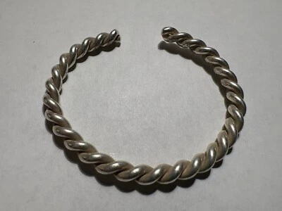 925 Sterling Silver authentic Twist Bracelet - Small  18.2g  Elegant & Stylish - Image 1 of 3