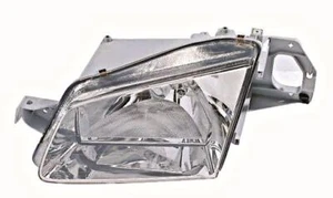 Mazda 323 1999-2003 / Protege Etude J39 HeadLight Front Lamp RIGHT RH - Picture 1 of 6