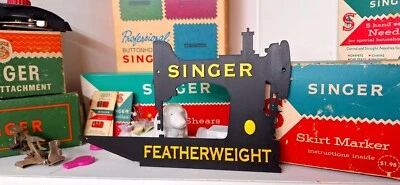 3D Printed Sign - 8" Black & GOLD SINGER FEATHERWEIGHT Sewing Machine Display - Image 1 of 4