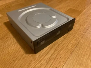Lite-On iHas 122 internes Desktop-Laufwerk - Bild 1 von 3