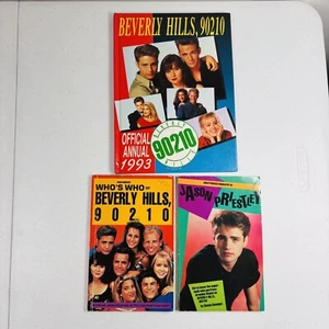 Beverly Hills 90210 Official Annual 1993 Book Hardcover + Who’s Who Of + Jason P - Bild 1 von 10