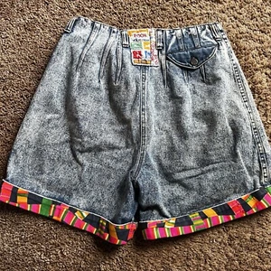 Vintage 90s Disney Winnie The Pooh Denim Patchwork High Rise Shorts Sz 28 Waist - Picture 1 of 10