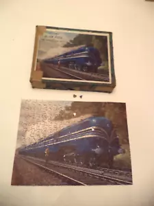 ROMPECABEZAS DE MADERA THE CORONATION SCOT TRAIN antiguo de colección VICTORIA L.M.S. rly - Imagen 1 de 3