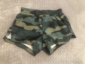 Old navy Active Girl Shorts - size S (6/7) - Camo - Picture 1 of 7