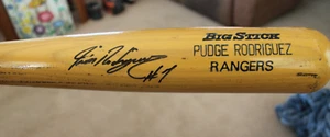 "IVAN RODRIGUEZ"  HALL OF FAME SIGNED BASEBALL BAT  (JSA) - Picture 1 of 4