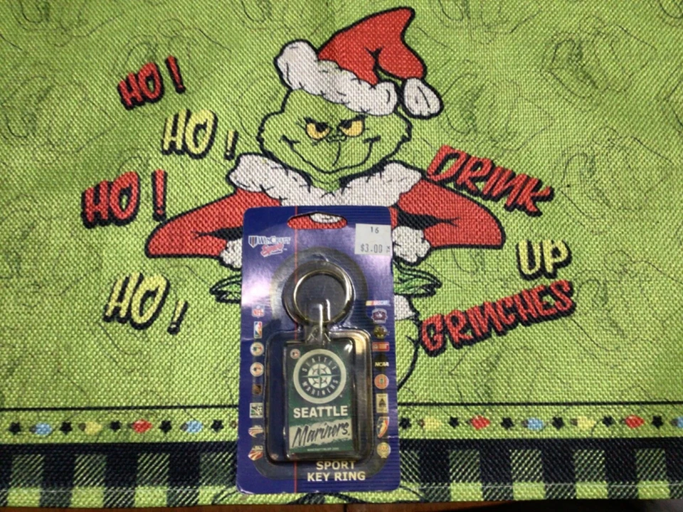 Vintage MLB Seattle Mariners Old Stock KEY CHAIN  2002 Wincraft New - Image 1 of 1