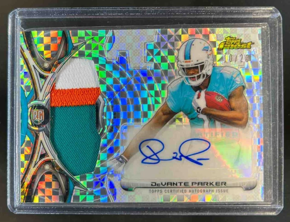 2015 Finest DeVante Parker Rookie Patch Auto Xfractors RC #10/20 Dolphins - Image 1 of 2