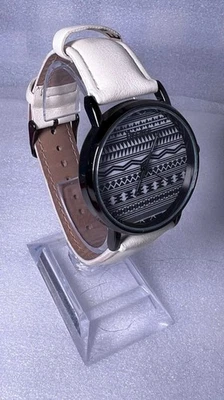 Decree Womens Geometric Pattern Analog Watch With White Leather Strap - Image 1 of 4