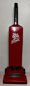 Dirt Devil Junior Upright Toys R US Staubsauger Spielzeug getestet funktioniert leuchtet - Bild 1 von 6