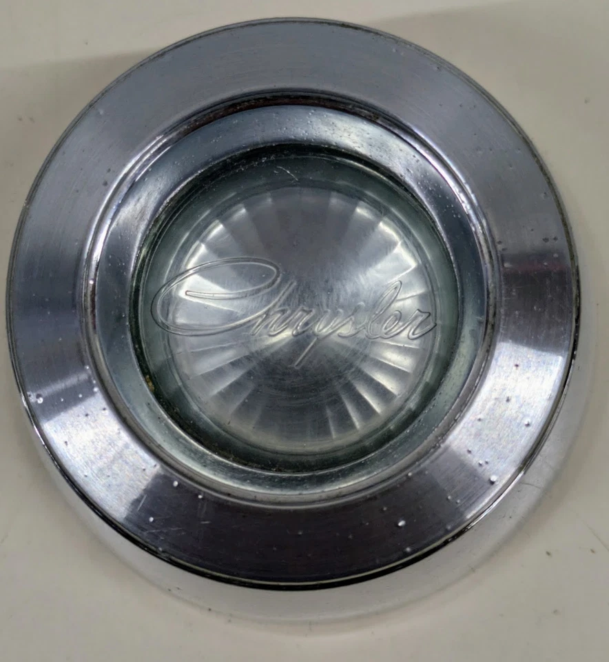 Chrysler 300 Newport NYer 1965-1966-1967 tapa central del volante botón de bocina Foto 1 de 4