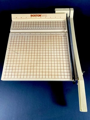 BOSTON 2612 ~ 12" Cortador de papel recortador de fotos ~ Madera ~ Excelente ~ Hecho en EE. UU. Foto 1 de 4