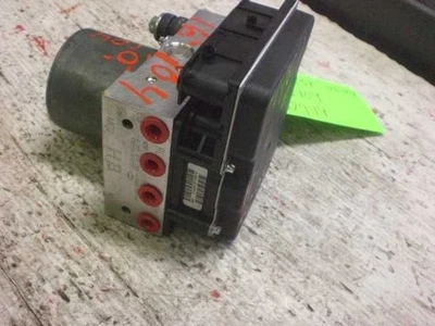 13 BOMBA DE PIEZA DE FRENO ANTIBLOQUEO INFINITI FX50 3,7 L AWD SIN ASISTENCIA DE FRENO INTELIGENTE Foto 1 de 4