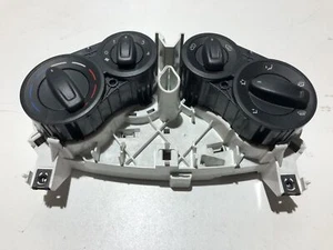 Klimabedienteil Heizungsregulierung Schalter Bedienteil Ford KA RU8 5H0140100 - Bild 1 von 3