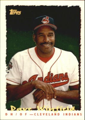 1995 Topps Cyberstats #38 Dave Winfield - NM-MT - Image 1 of 2
