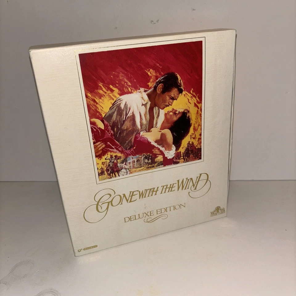 GONE WITH THE WIND VHS MOVIE TAPES DELUXE EDITION 1939 DIGITAL VIDEO TRANSFER - Image 1 of 4