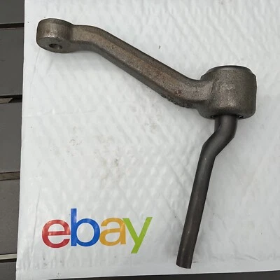 K6187 Steering Idler Arm Parts Master FREE SHIPPING - Image 1 of 2