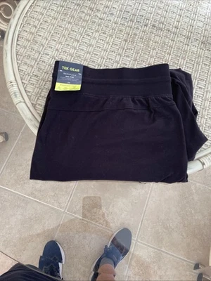 NEW with Tags Tek Gear Women’s Bermuda Shorts Size 2X Black Pockets Drawstring - Image 1 of 4