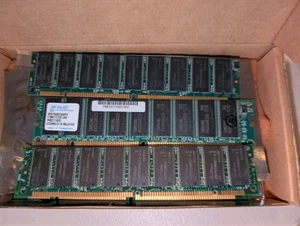 Mémoire DRAM MEM-RE-512-S 512 Mo pour Juniper série M (M10/M10i) - Photo 1/1