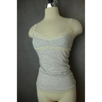 Camiseta sin mangas Hollister gris con ribete de encaje cami tejido suave elástico informal para mujer pequeña Foto 1 de 4